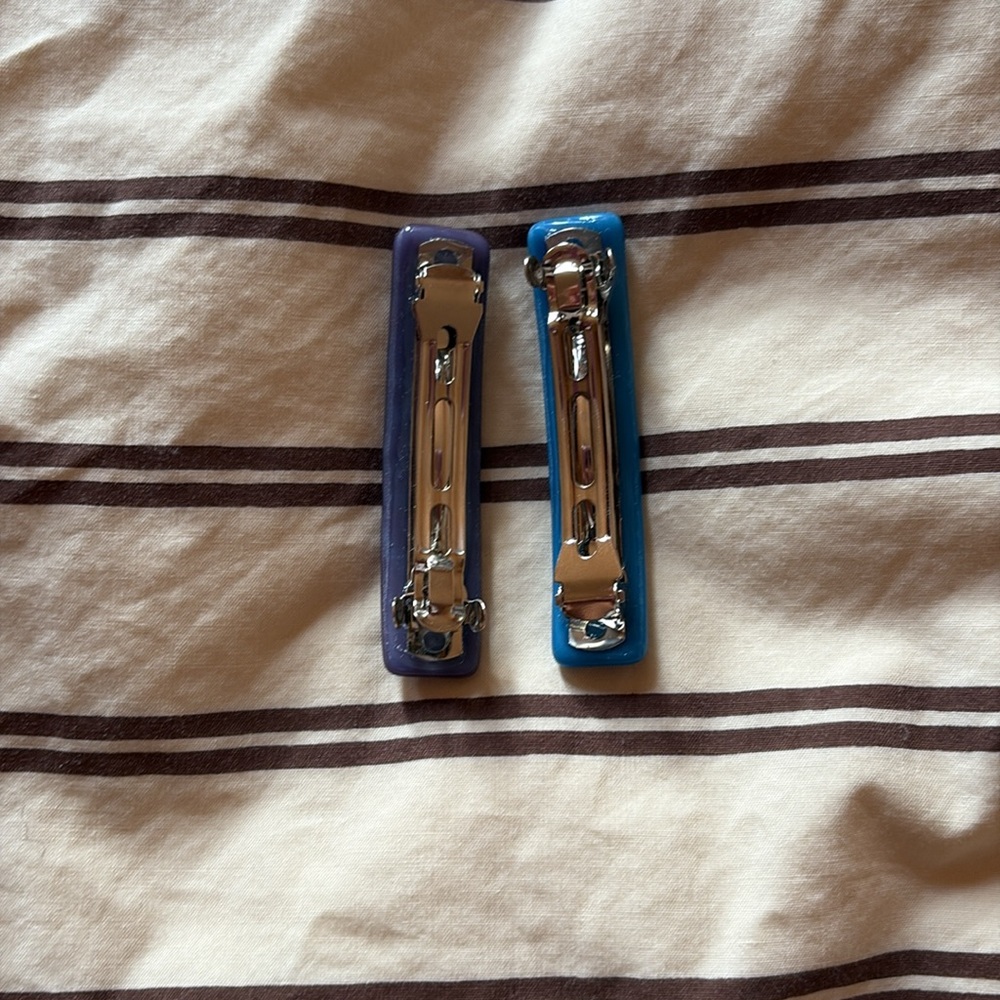 Hair clips - Picture 2 of 3